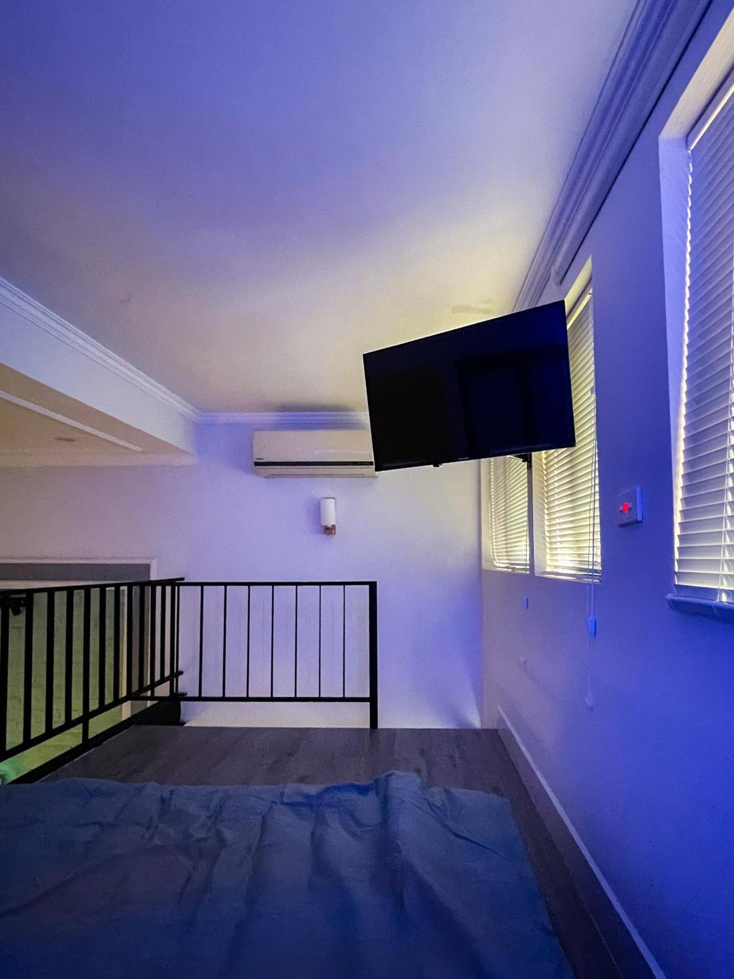 Zeus Living - Old Quater Homestay Hanoi Exterior photo